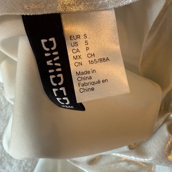 H&M sparkle silver top - Picture 3 of 3